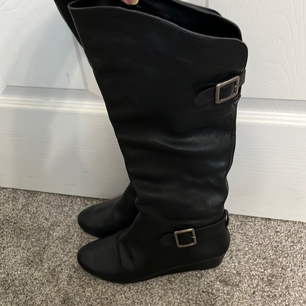 Black, Cathy Jean Riding boots. Women’s size 7.
